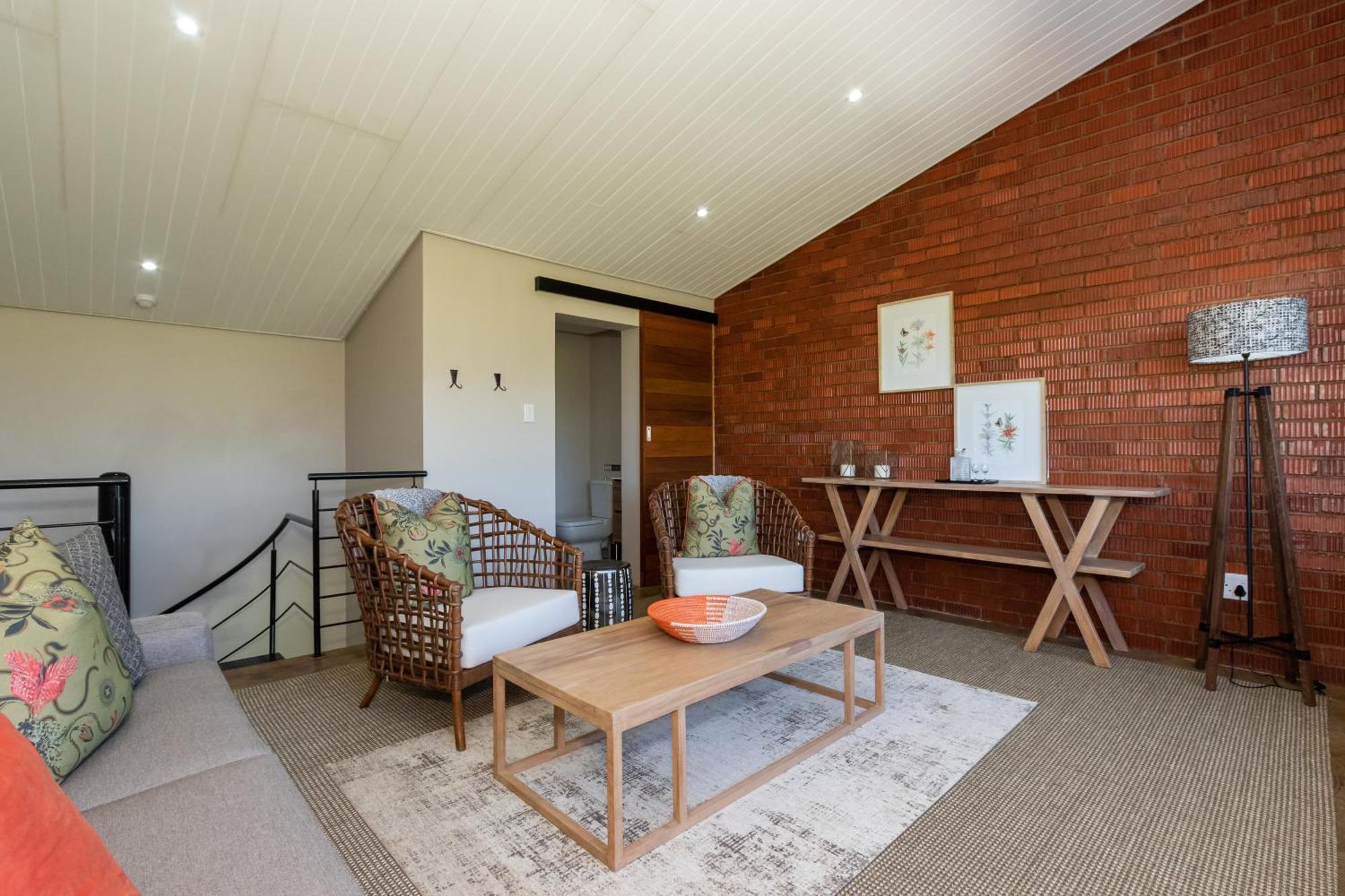 Dragonview Lodge Champagne Valley Esterno foto