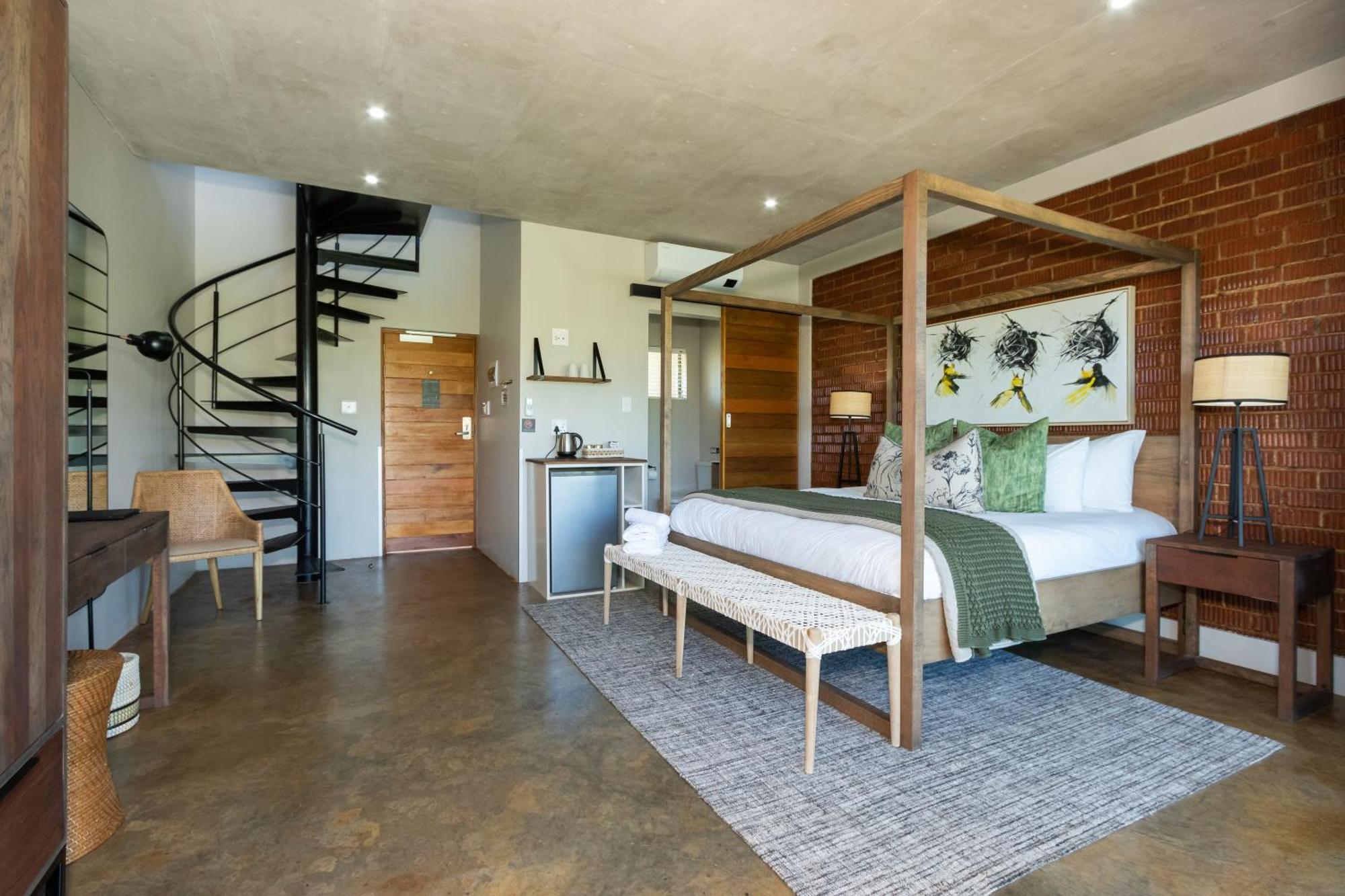 Dragonview Lodge Champagne Valley Esterno foto